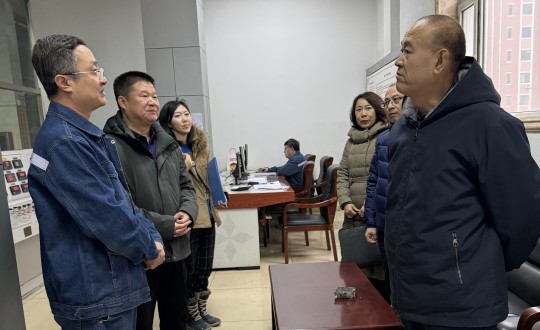 2024年1月17日，，，，，区人大常委会副主任徐景宝一行莅临供热总公司调研走访_副本.jpg